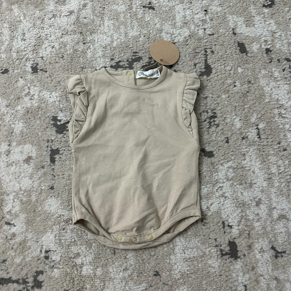 Ponponia Baby Girl Tan Bodysuit Size 6/9 Months NWT